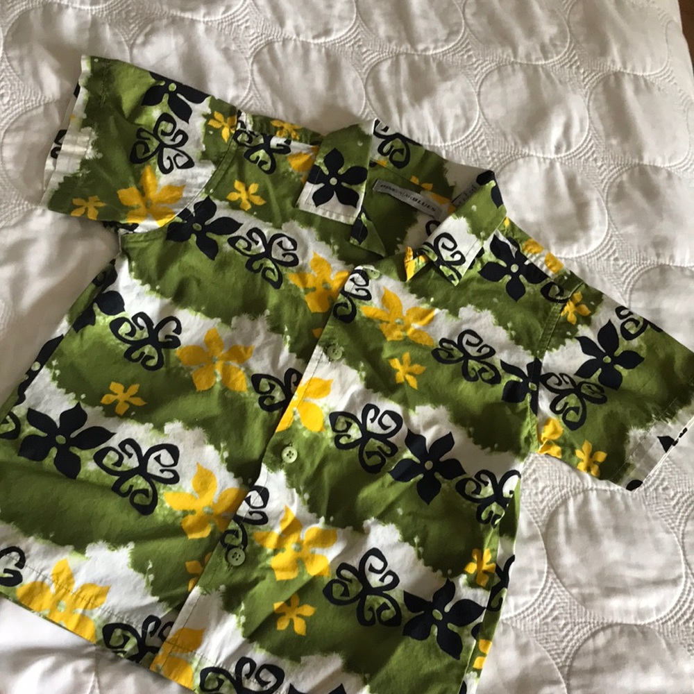 Little boy’s Hawaiian shirt